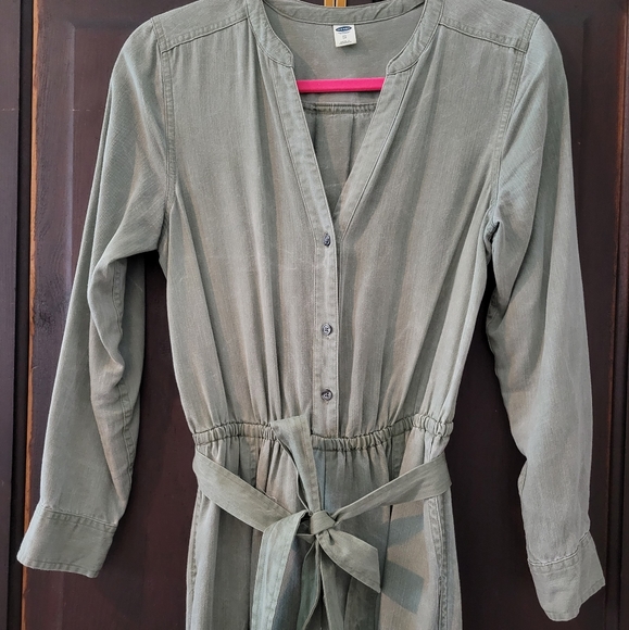 Old Navy Tie-Belt Waist-Defined Tencel Utility Jumpsuit - Picture 6 of 9